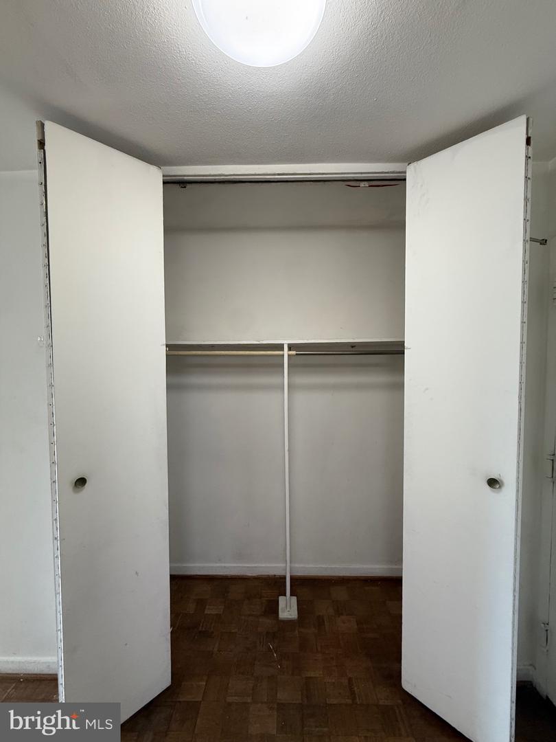 224-30 W Rittenhouse Sq #2317 Property Photo 11