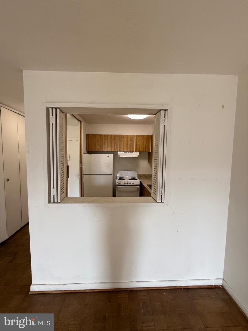 224-30 W Rittenhouse Sq #2317 Property Photo 13