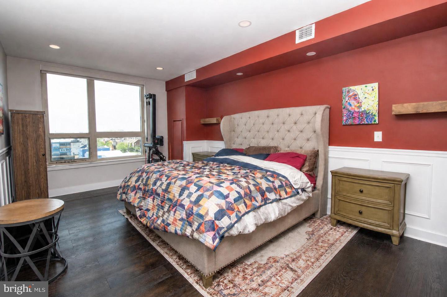 717 S Christopher Columbus Blvd S #714 Property Photo 12