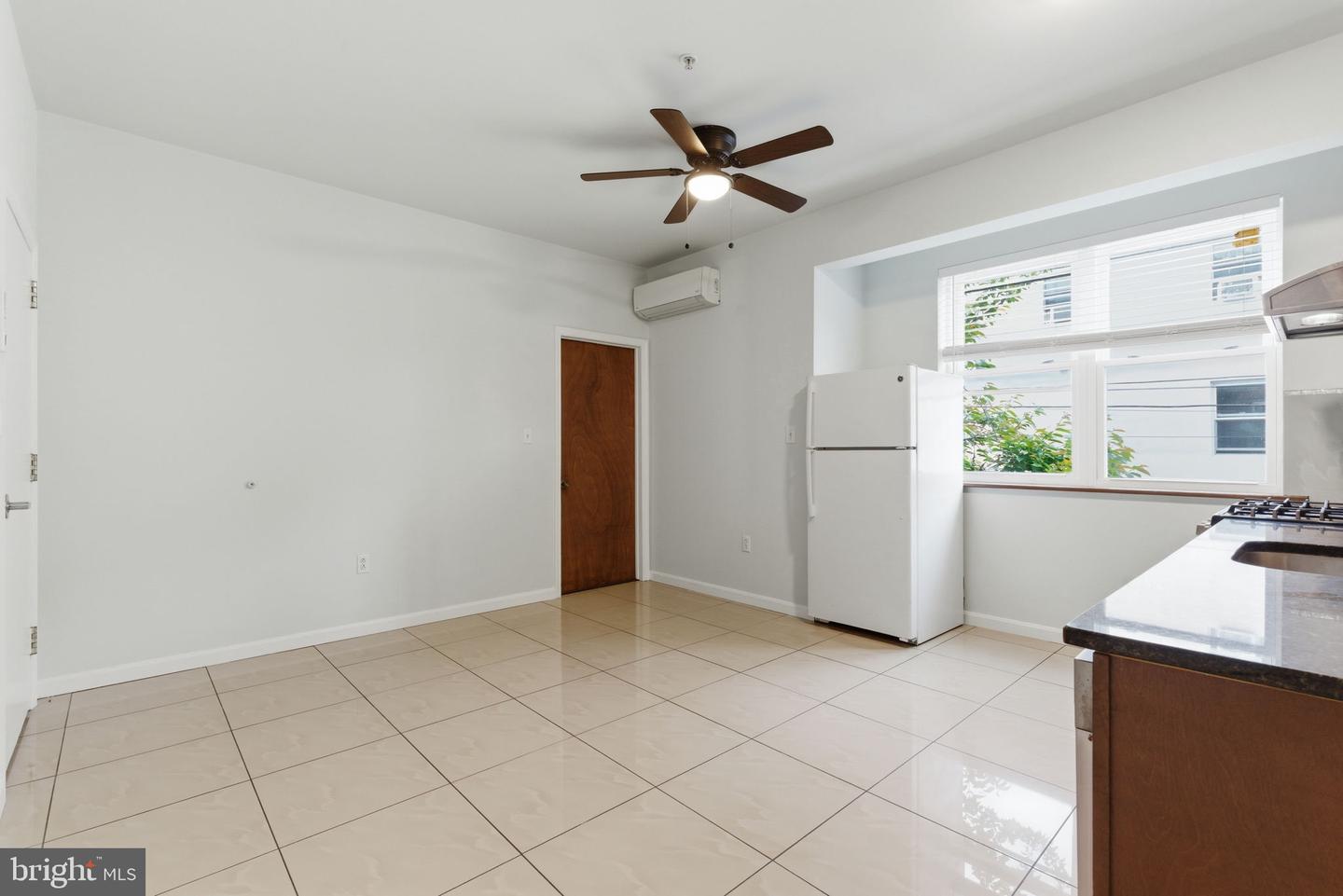 1926 S 7th St #2 Property Photo 8