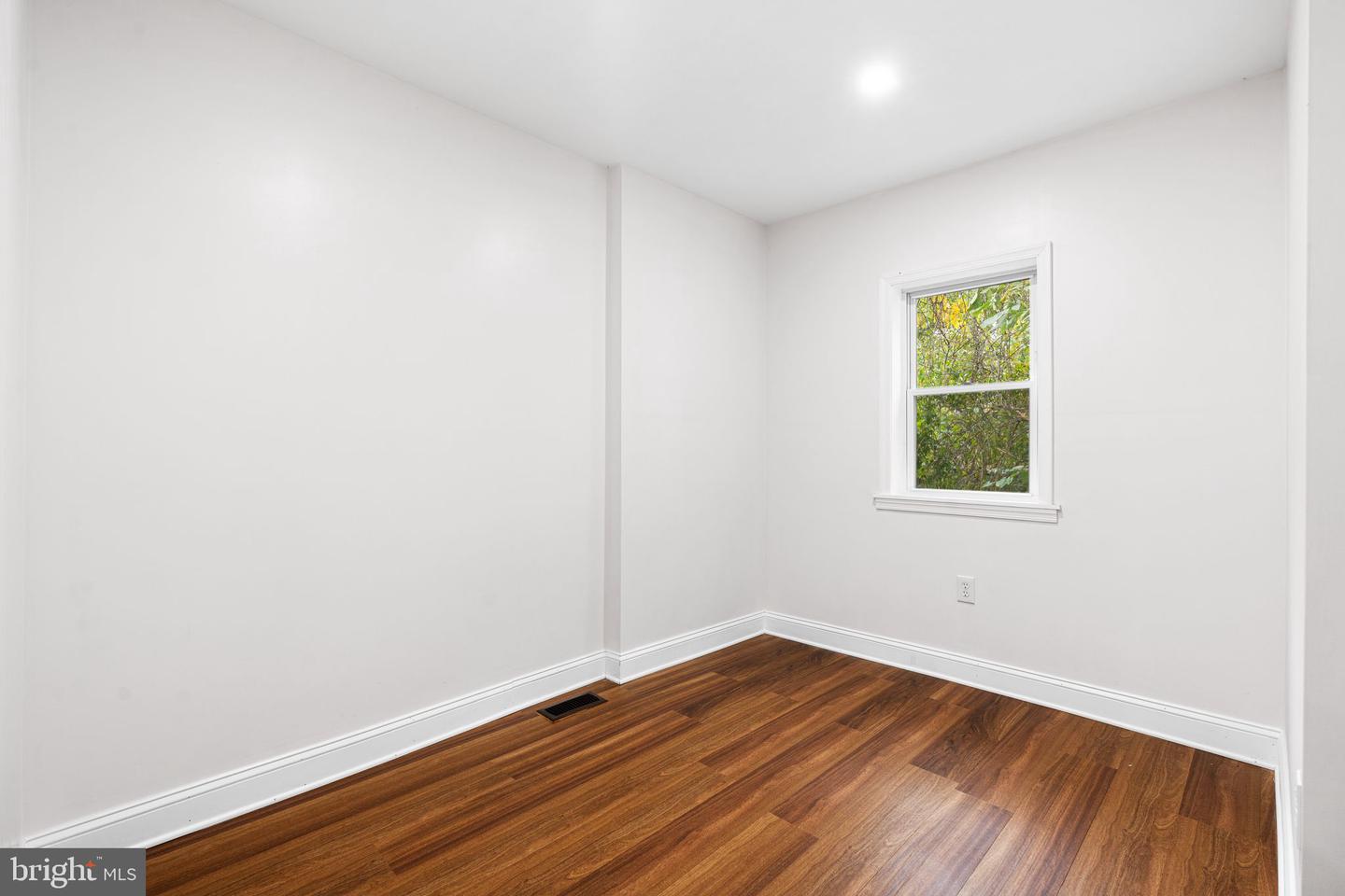 4750 Paschall Ave Property Photo 13
