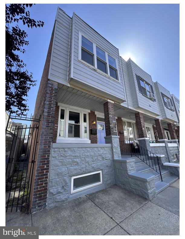 308 Roseberry St Property Photo 1