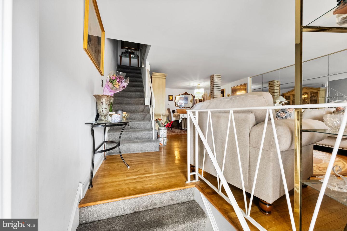 2811 Ryerson Pl Property Photo 6