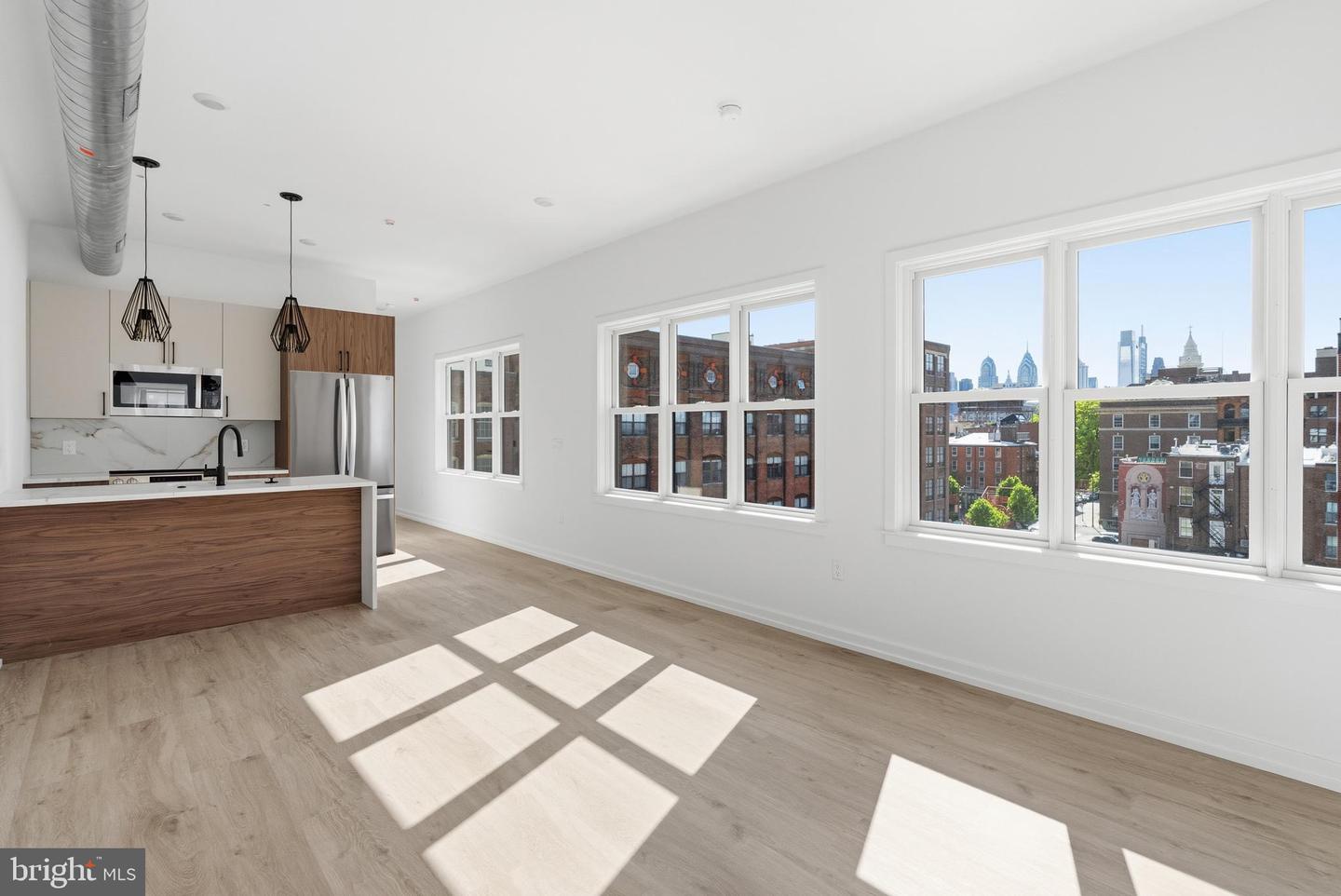 209 New St #6c Property Photo 1