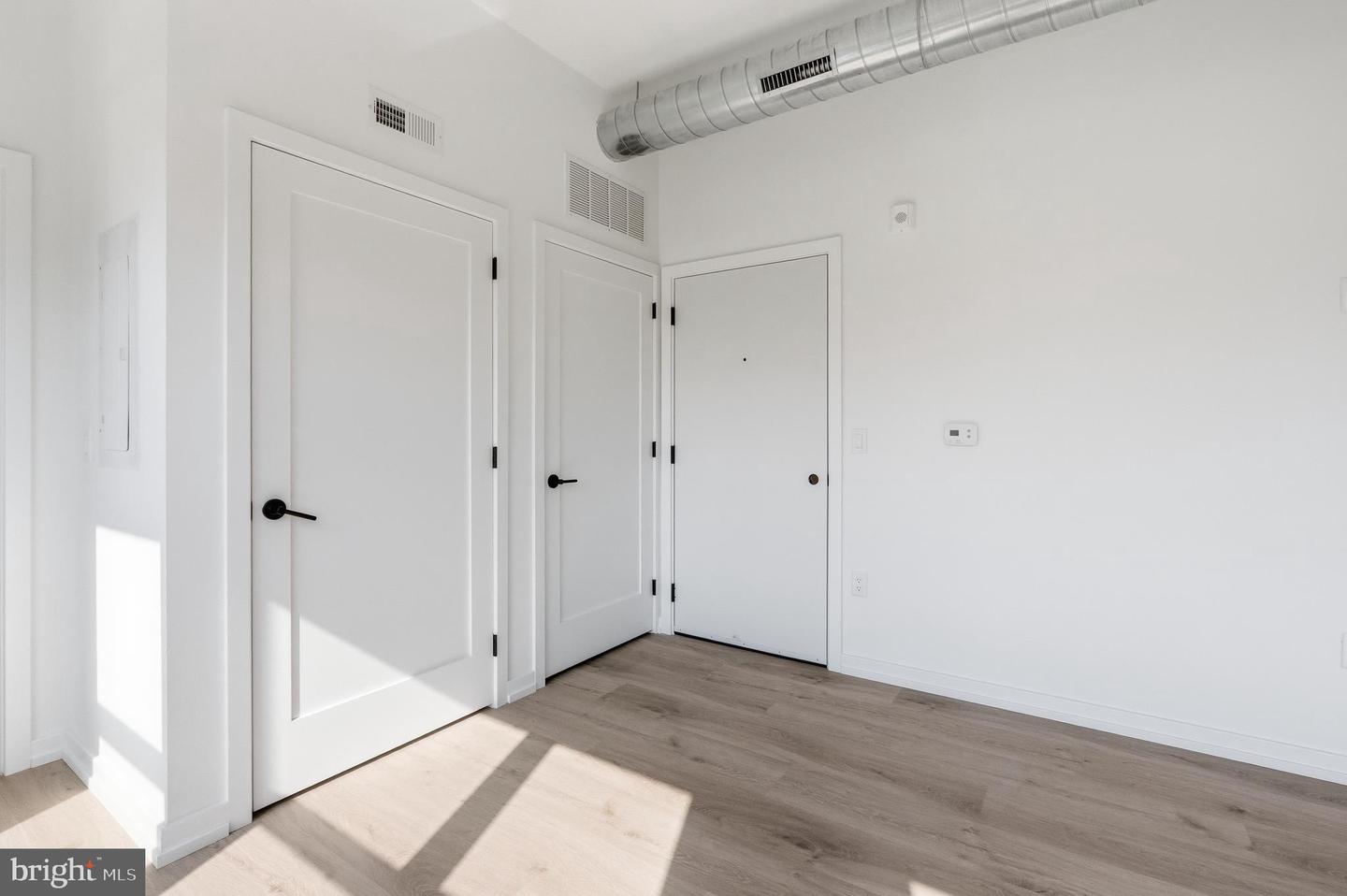 209 New St #6c Property Photo 3