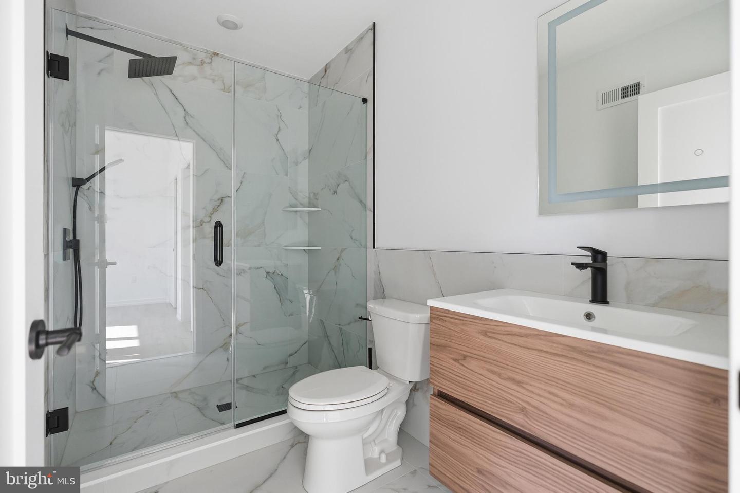 209 New St #6c Property Photo 14