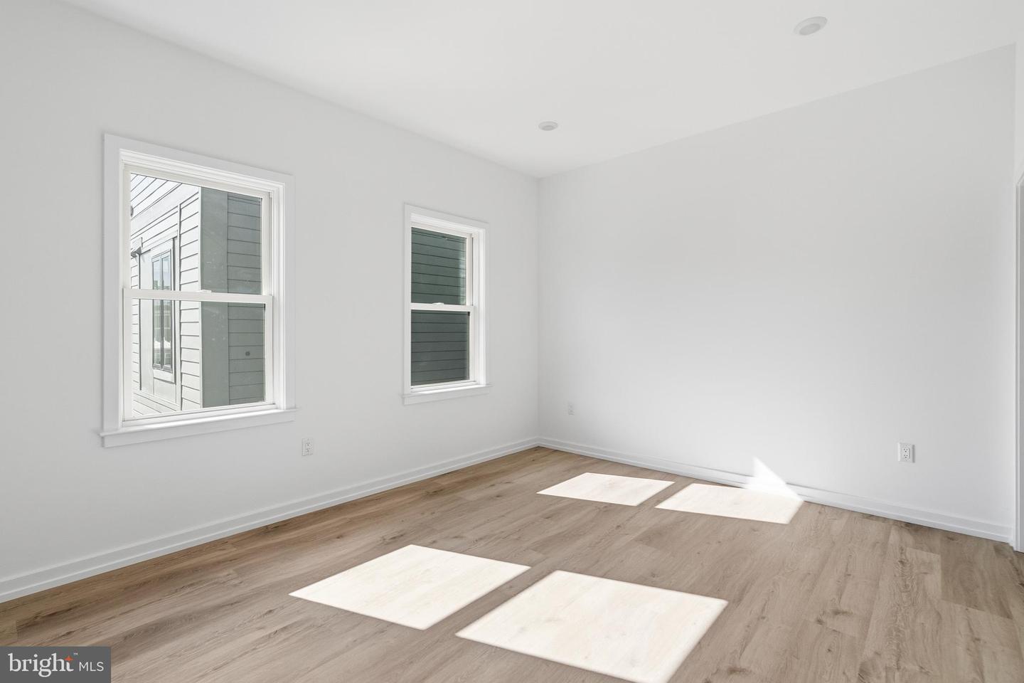 209 New St #6c Property Photo 15