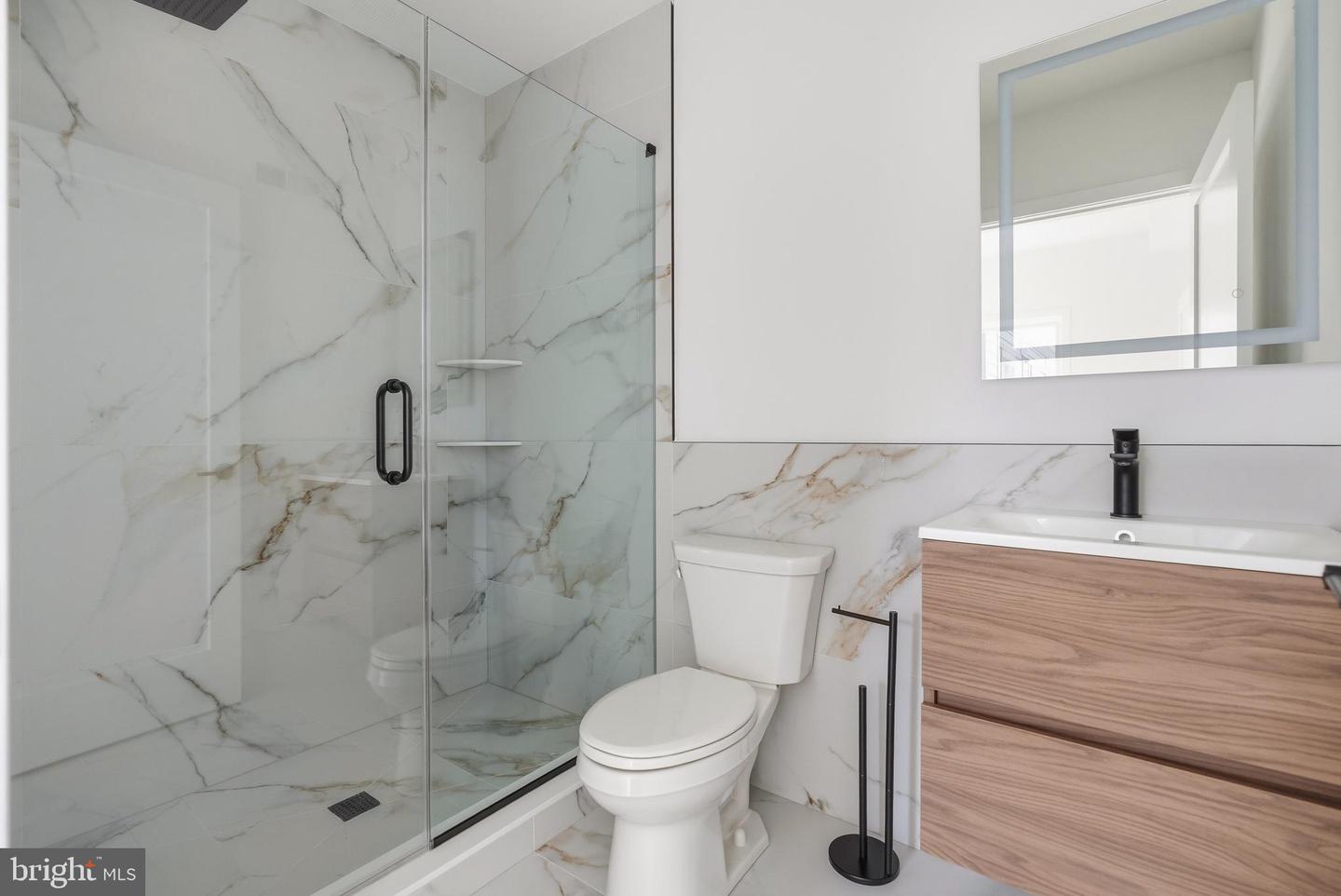 209 New St #6c Property Photo 17
