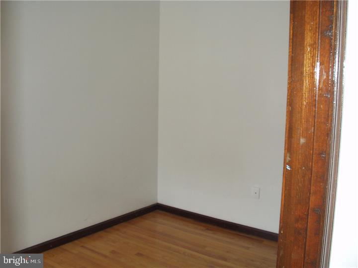 1814-2nd Floor Callowhill St Property Photo 3