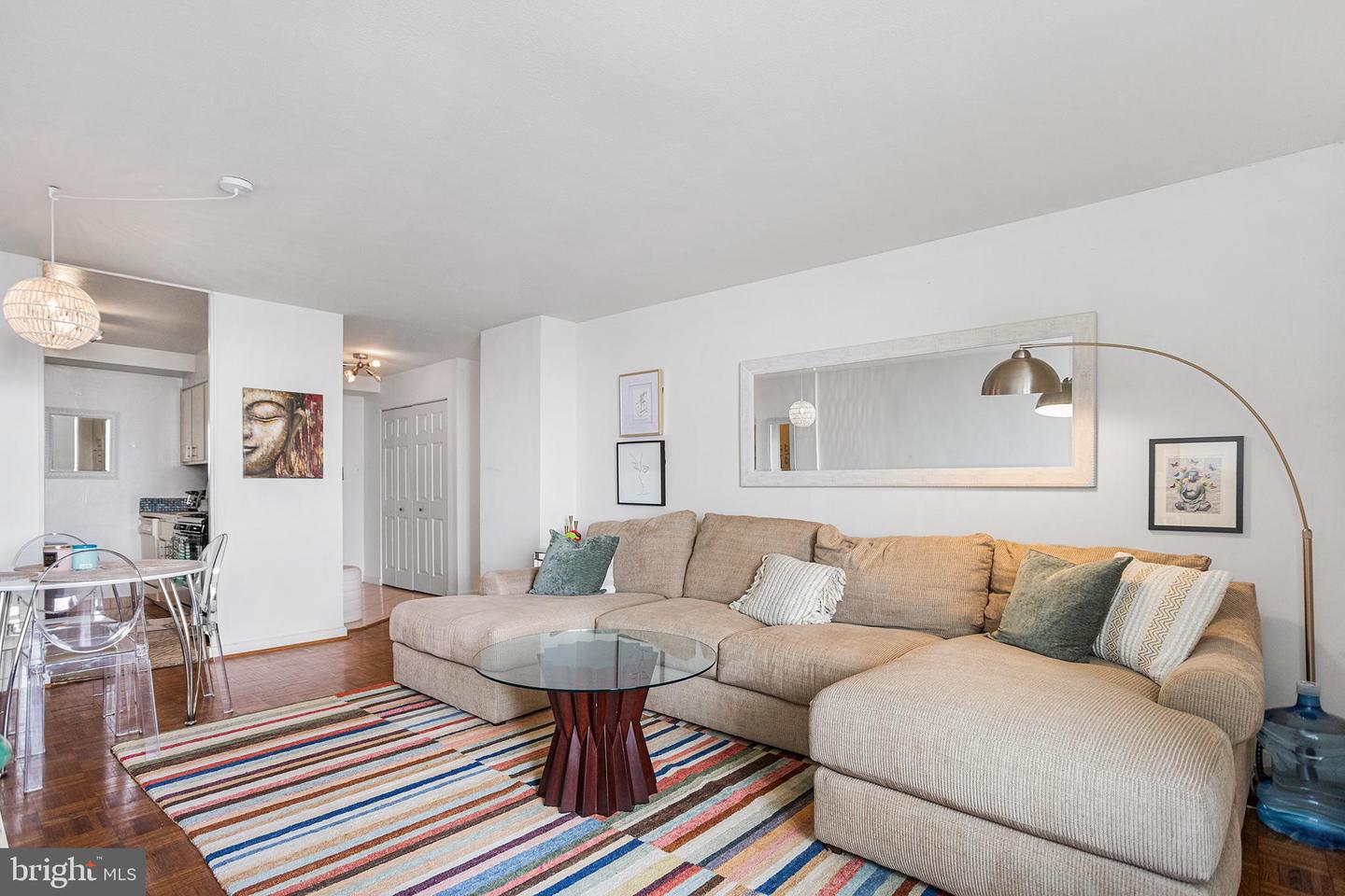 604-36 S Washington Sq #2311 Property Photo 8