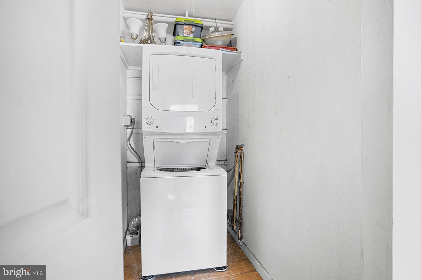 604-36 S Washington Sq #2311 Property Photo 17