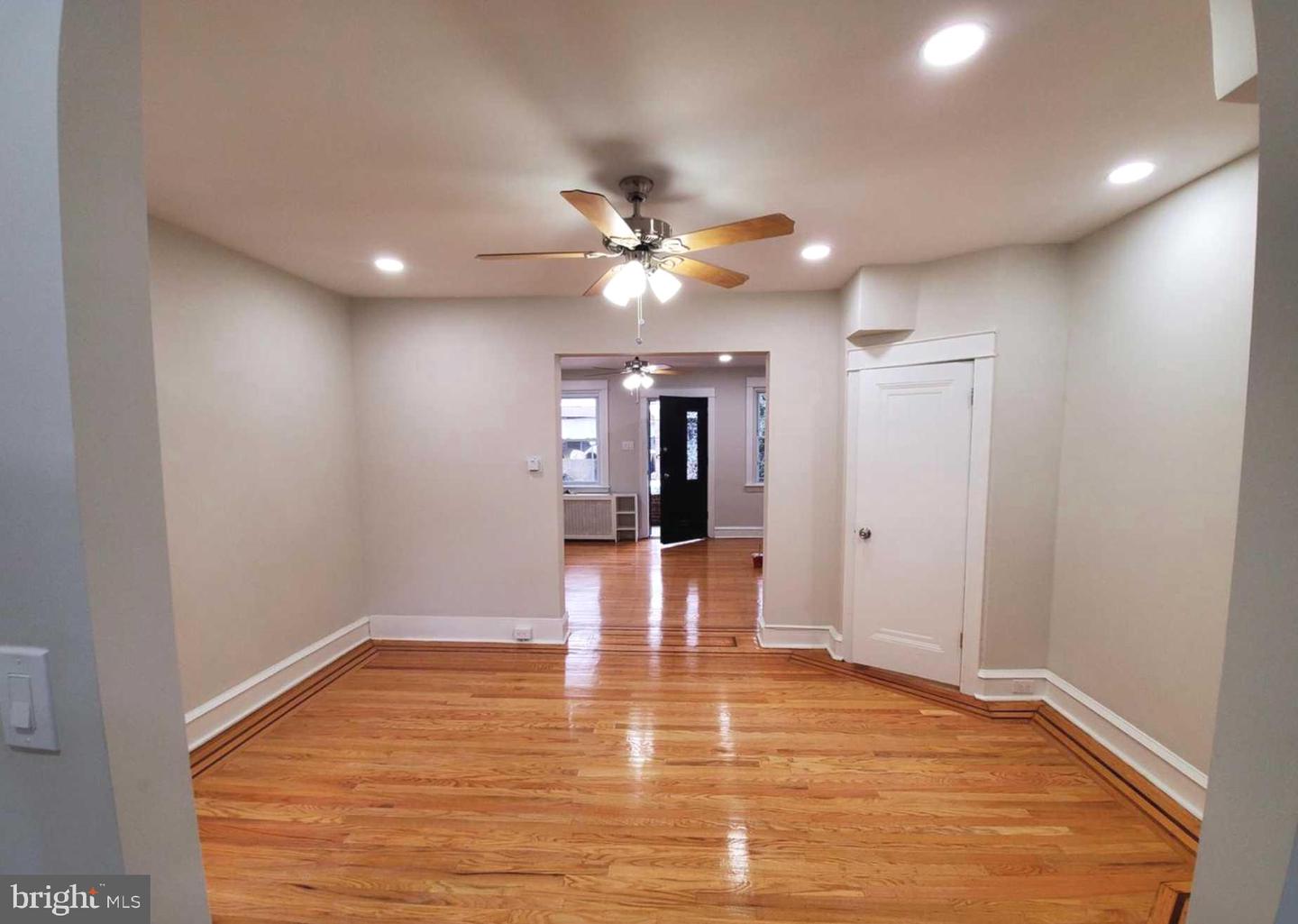 1533 Orland St Property Photo 5