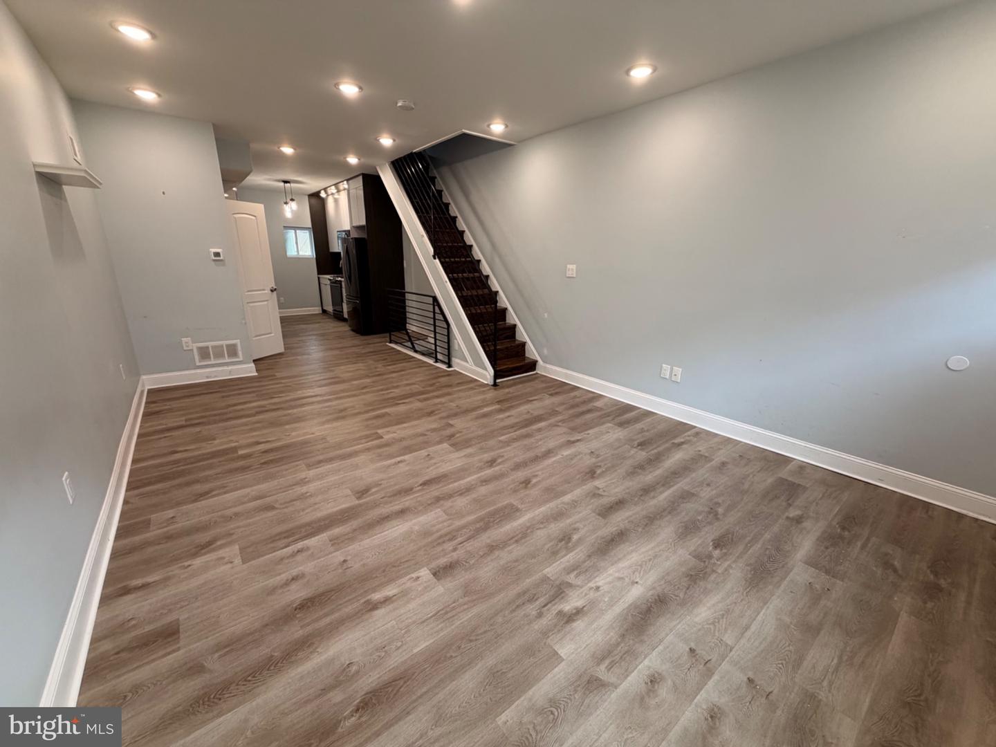 2009 S Opal St Property Photo 8