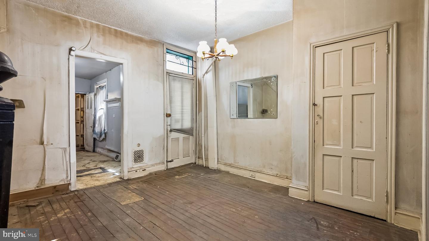 2131 N 28th St Property Photo 6