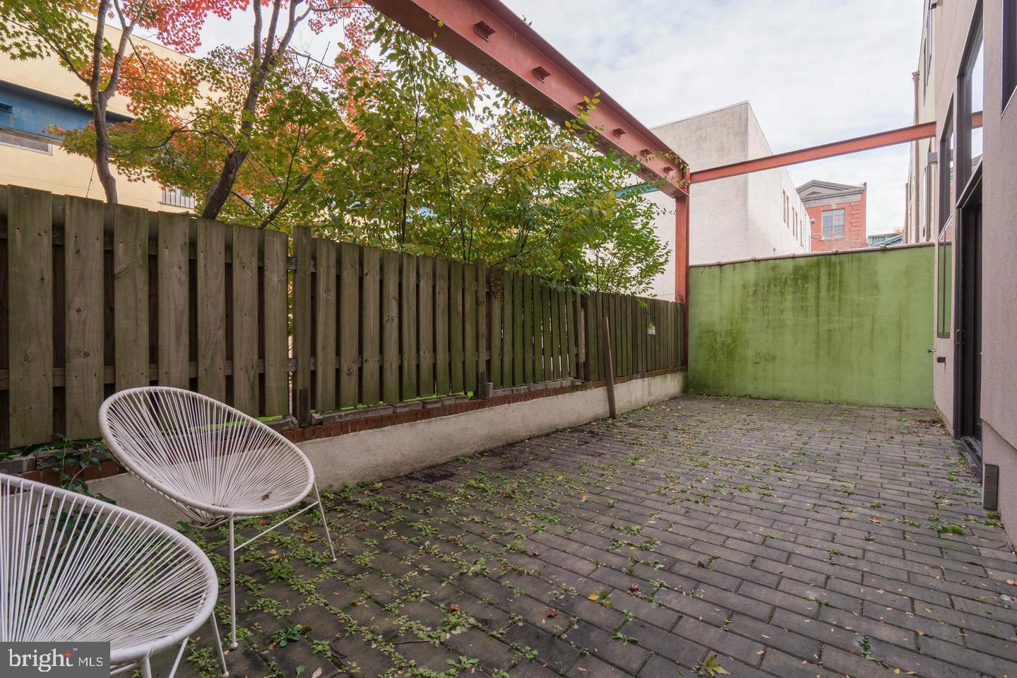 313 Fulton St Property Photo 12