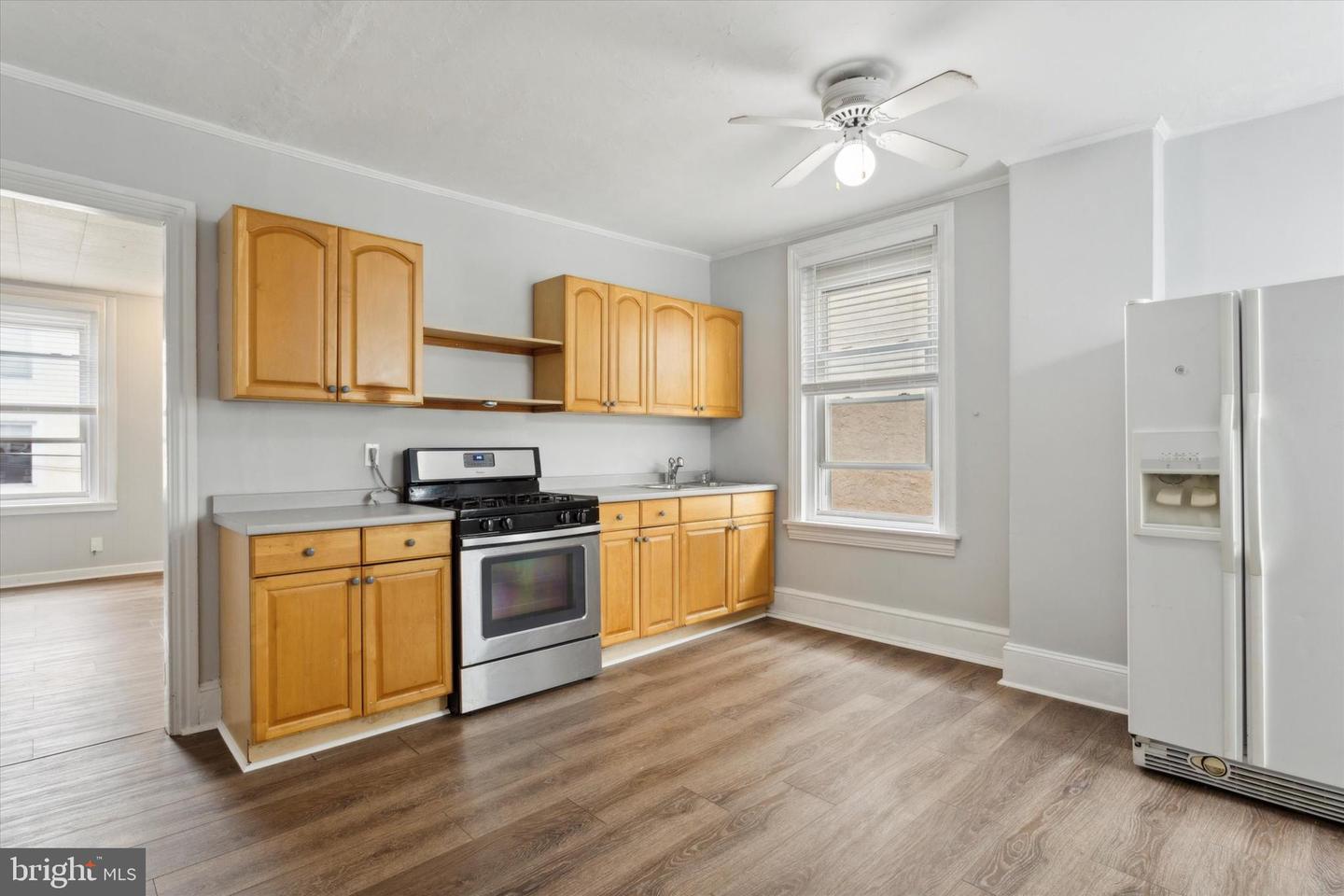 192 Dupont St #2 Property Photo 2