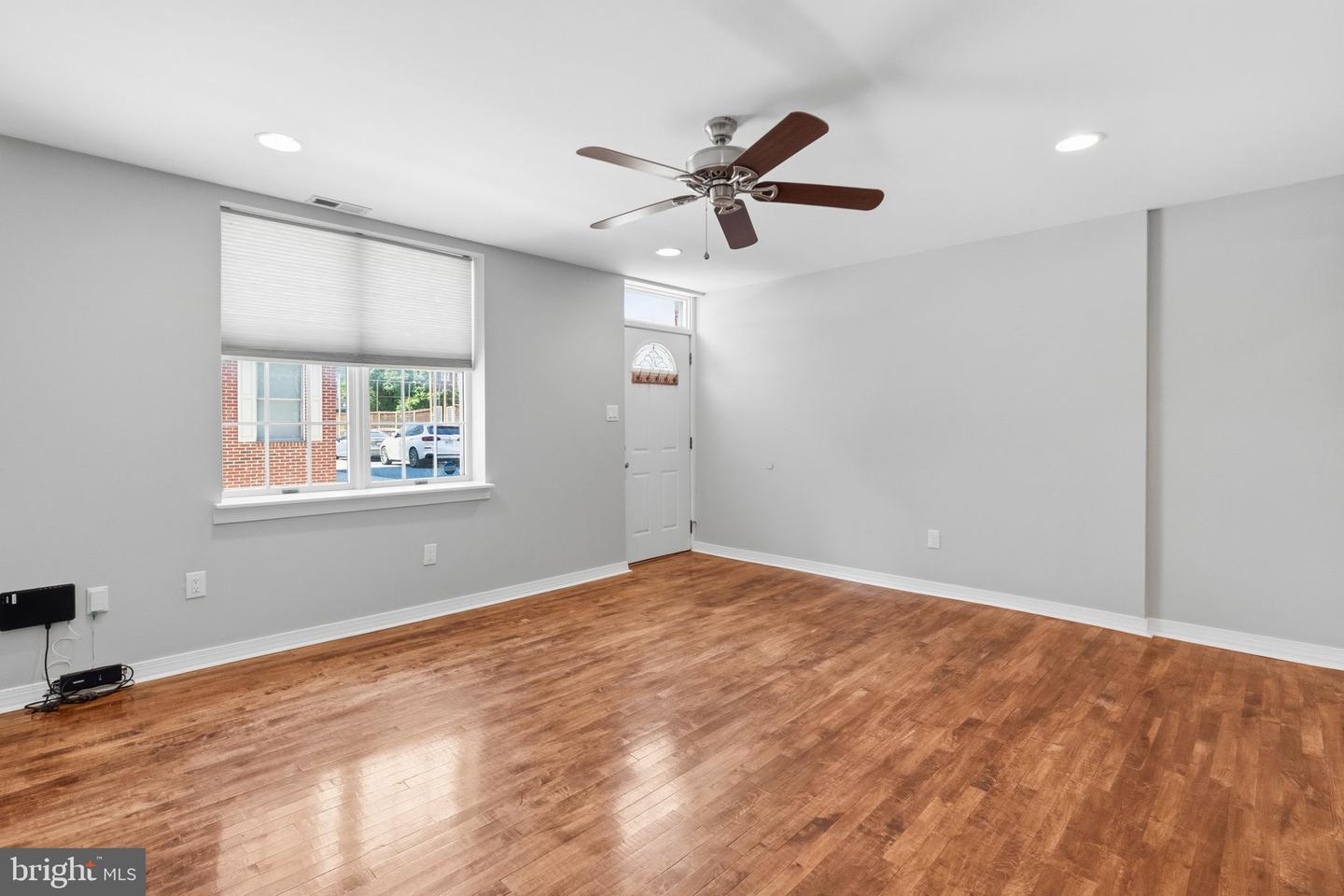 2535 Tilton St Property Photo 5