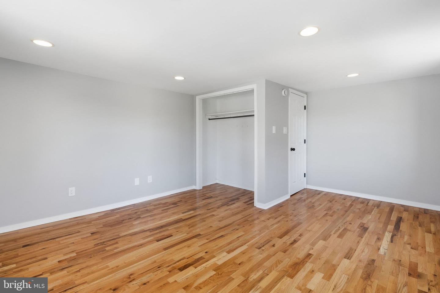 2535 Tilton St Property Photo 12