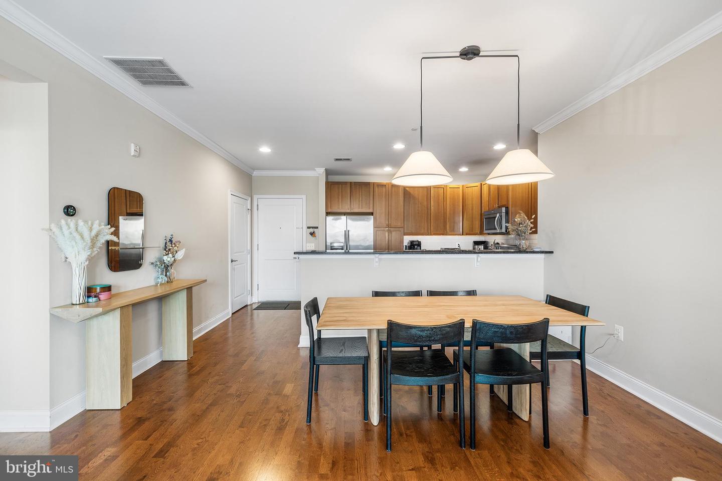 700 Commodore Ct #2718 Property Photo 11