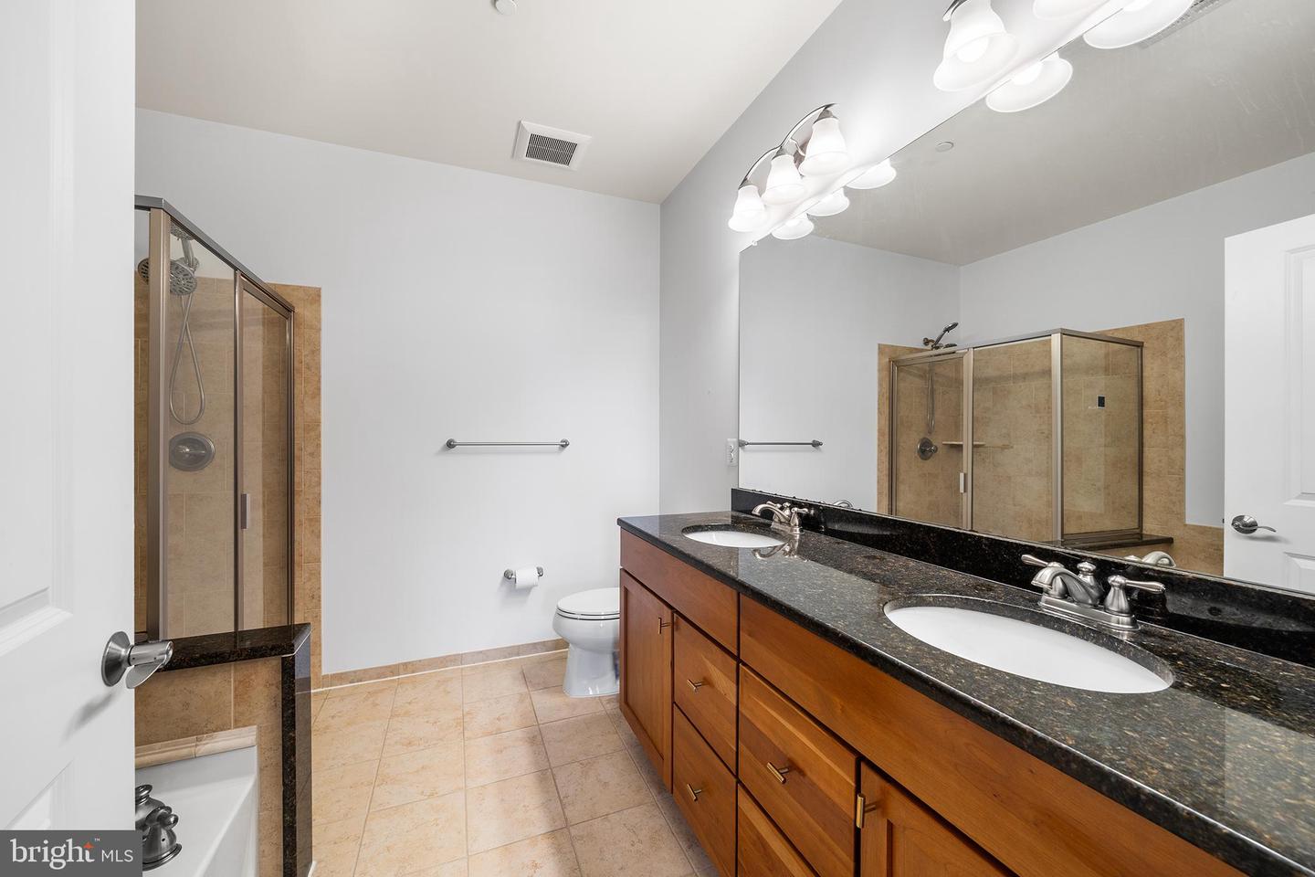 700 Commodore Ct #2718 Property Photo 21