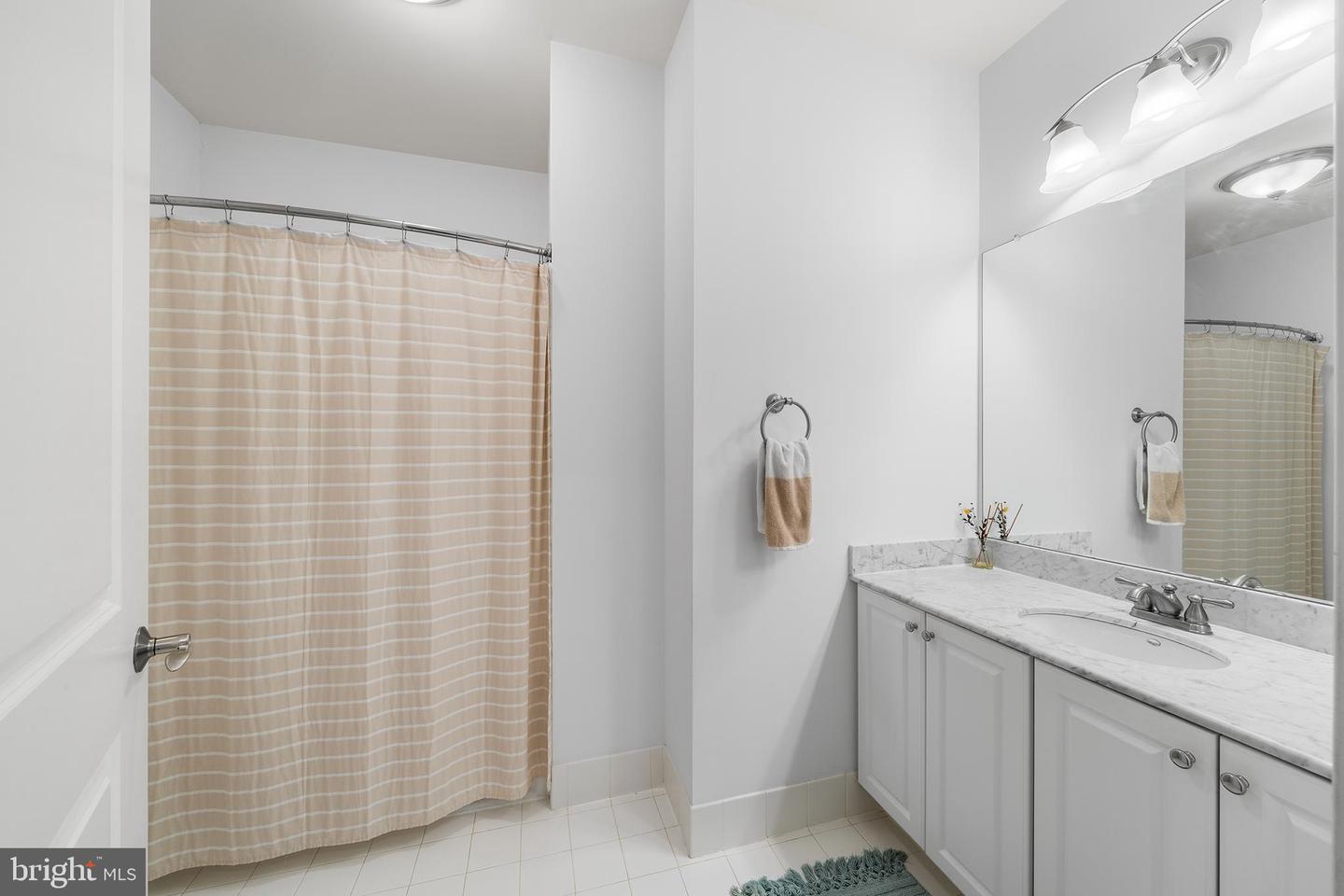 700 Commodore Ct #2718 Property Photo 26