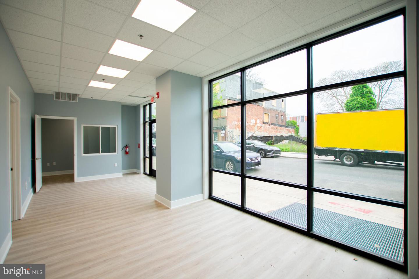1420 POINT BREEZE AVE #COMMERCIAL Property Photo 1