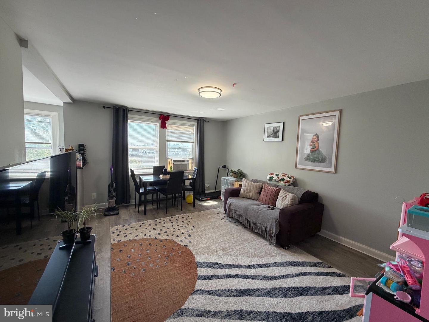 6428 Marsden St Property Photo 13