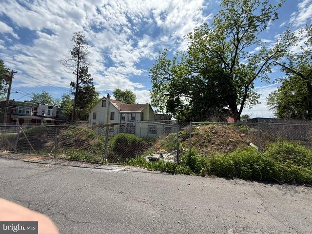 4116 Welsh Rd Property Photo 6
