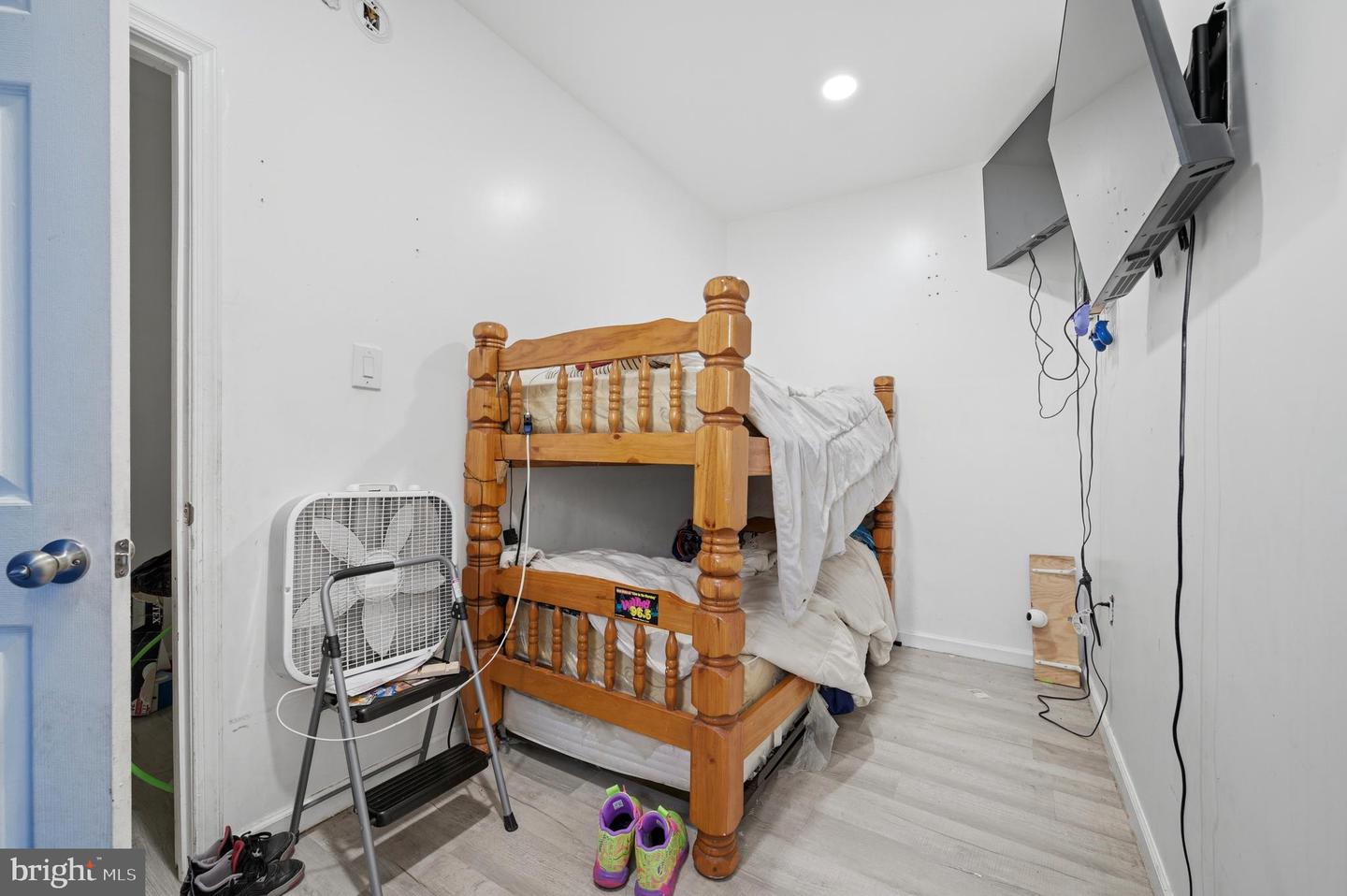 217 N Wanamaker St Property Photo 6