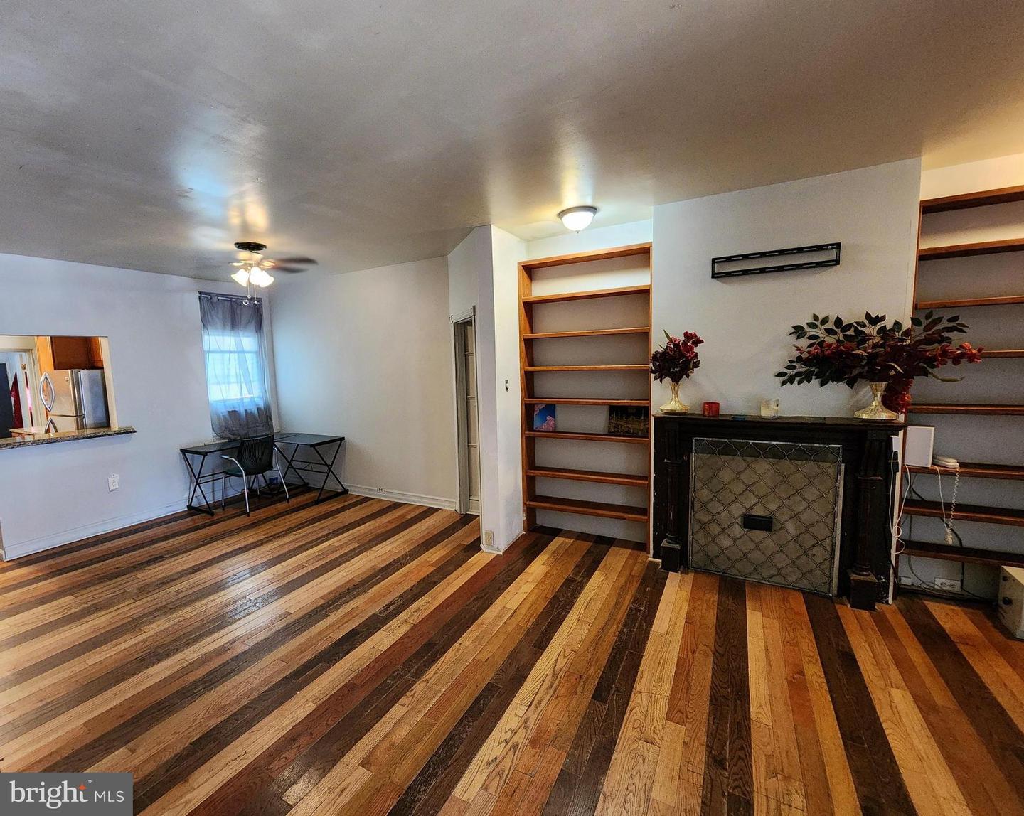 217 W Duval St Property Photo 10