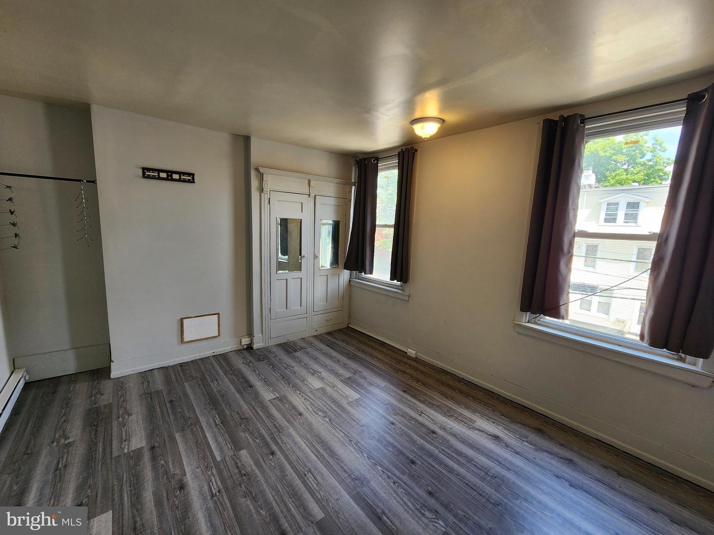 217 W Duval St Property Photo 35