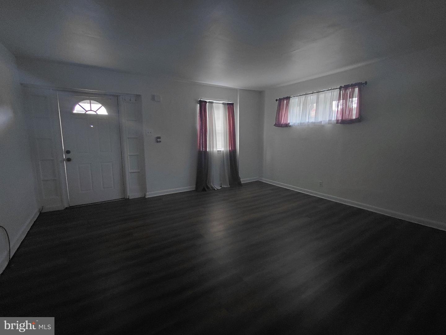 800 Princeton Ave #1 Property Photo 5