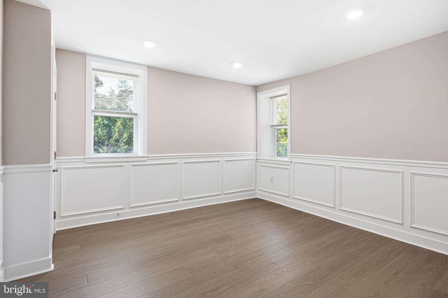 4355 Terrace St Property Photo 10