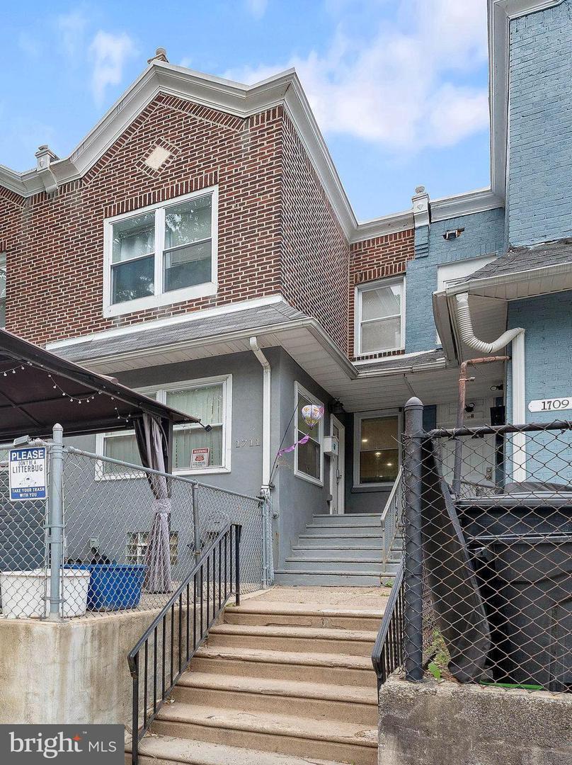 1711 BELFIELD AVE Property Photo 1