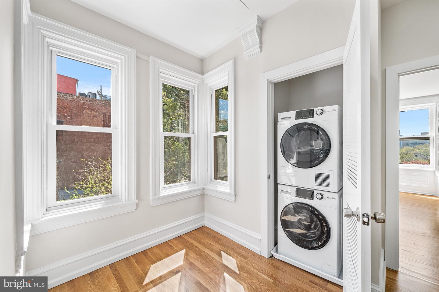 2309 Green St #3f Property Photo 6