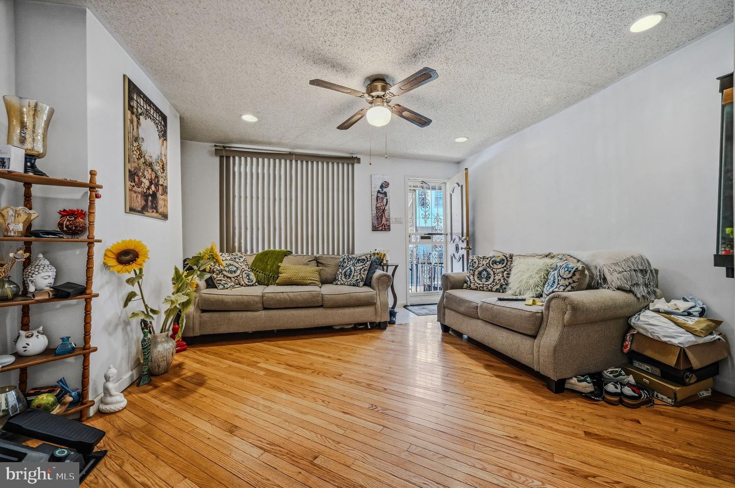 5217 Delancey St Property Photo 7