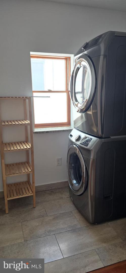 1324 S Carlisle St Property Photo 3
