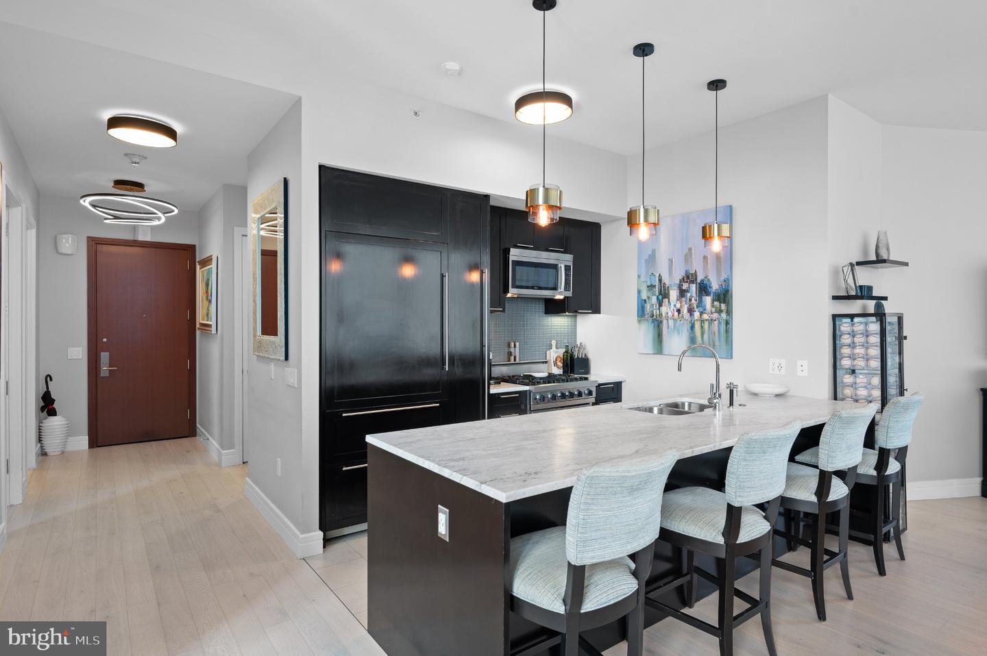 1414 S Penn Sq #36a Property Photo 1