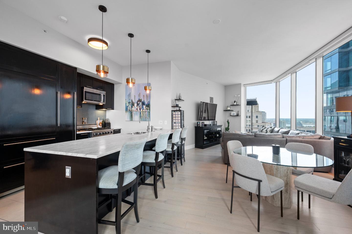 1414 S Penn Sq #36a Property Photo 6