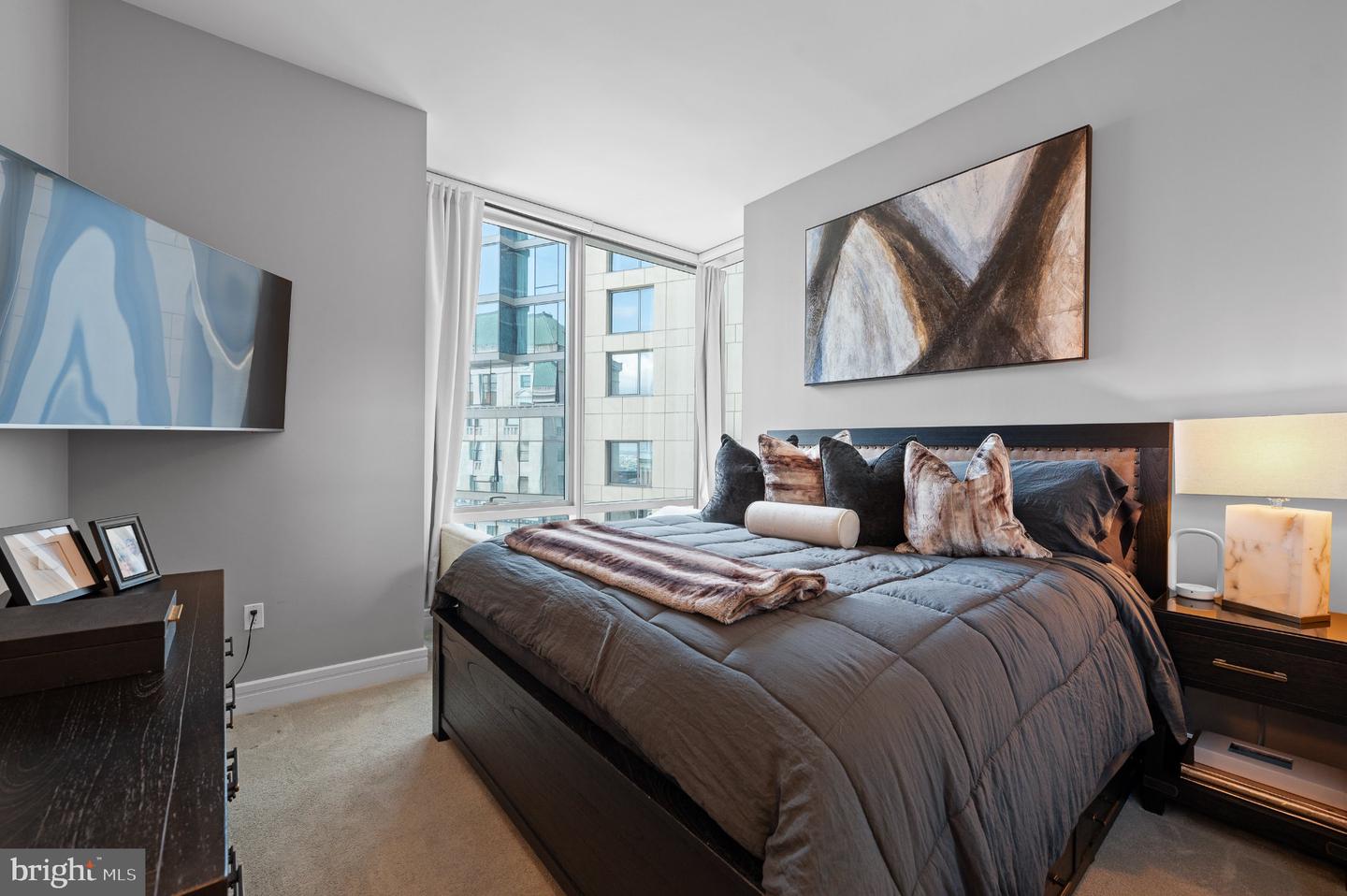 1414 S Penn Sq #36a Property Photo 12