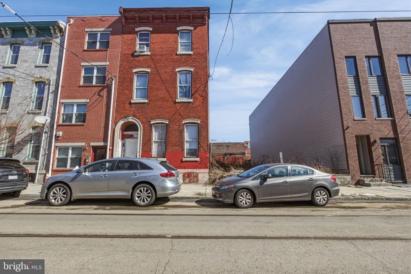 413 N 41st St #b Property Photo 2
