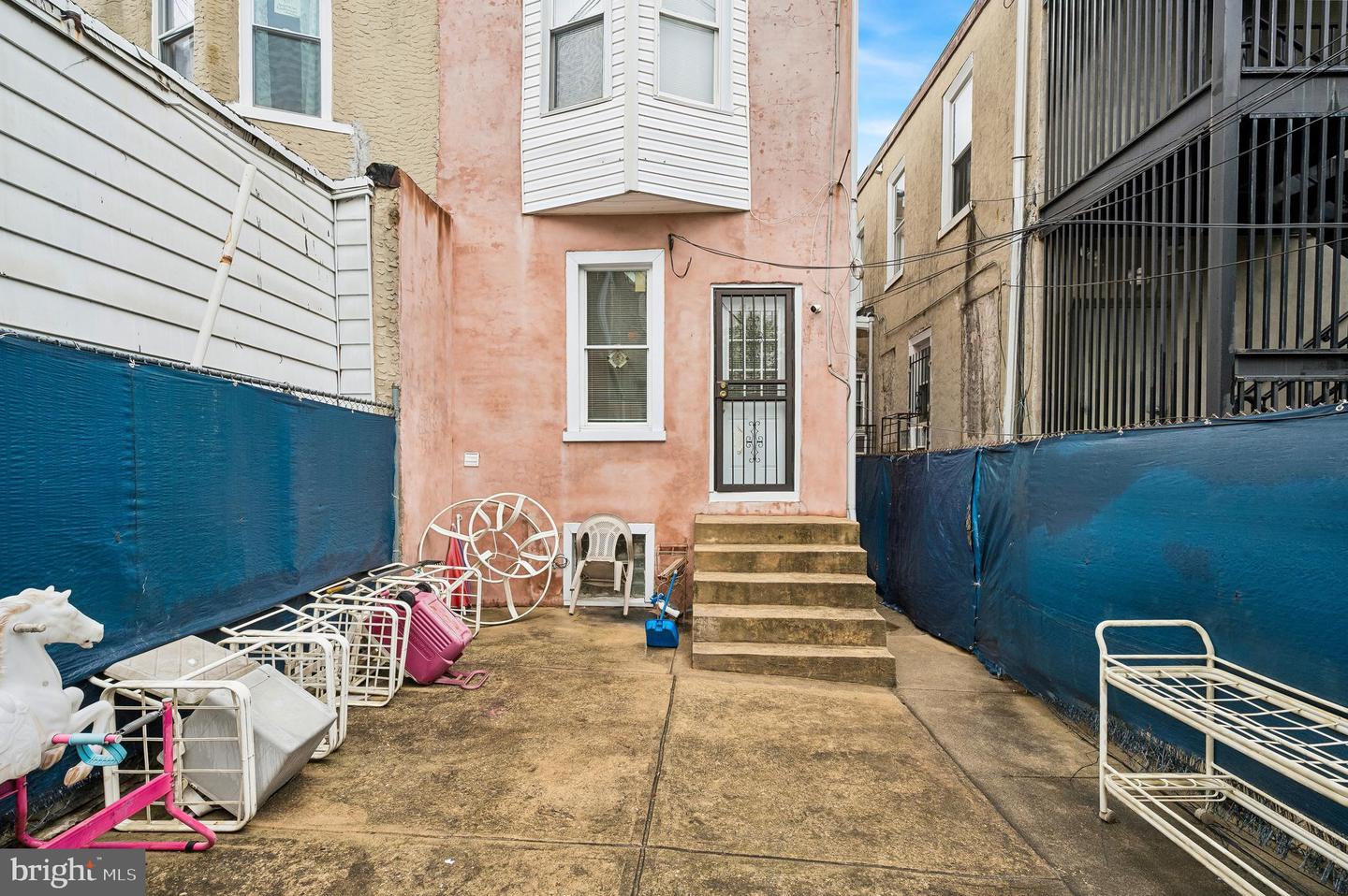 5926 Chestnut St Property Photo 25