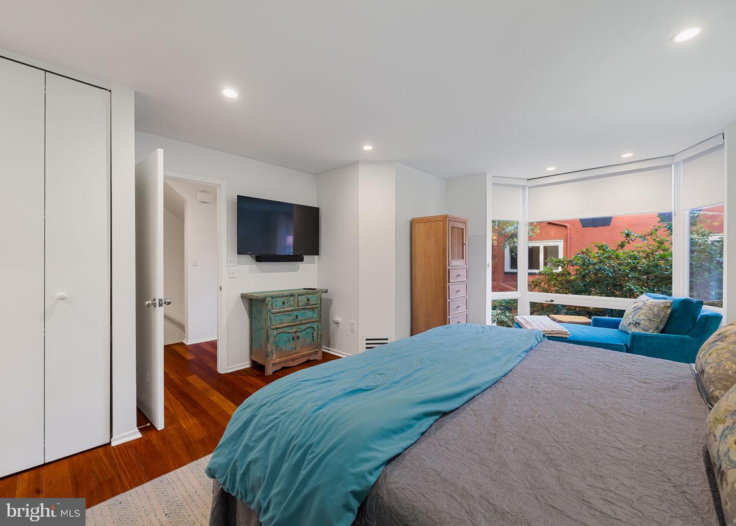 2027 Chancellor St Property Photo 18
