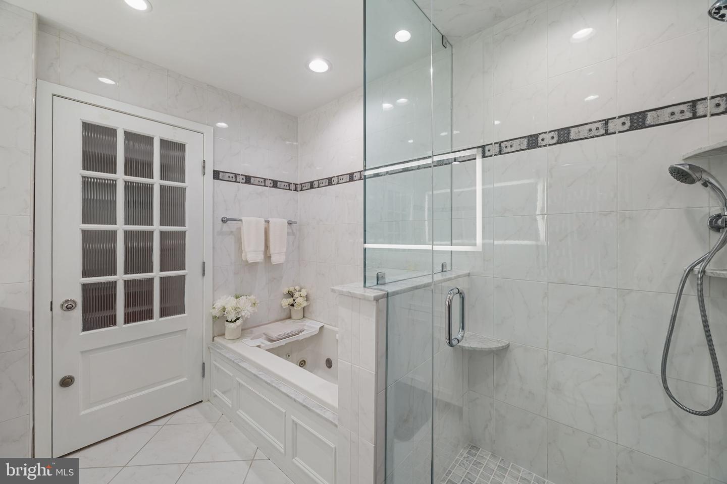 2027 Chancellor St Property Photo 24