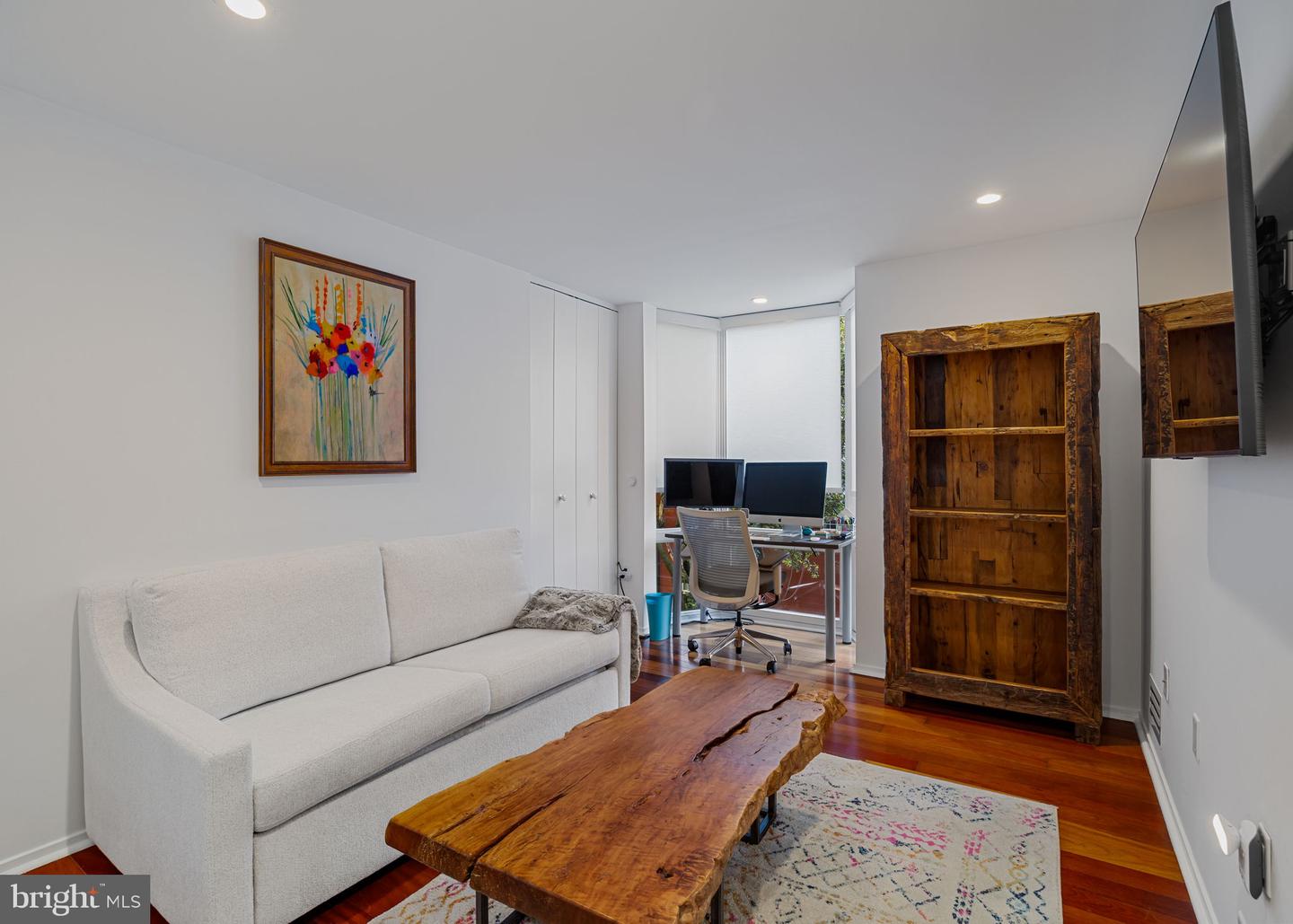 2027 Chancellor St Property Photo 28