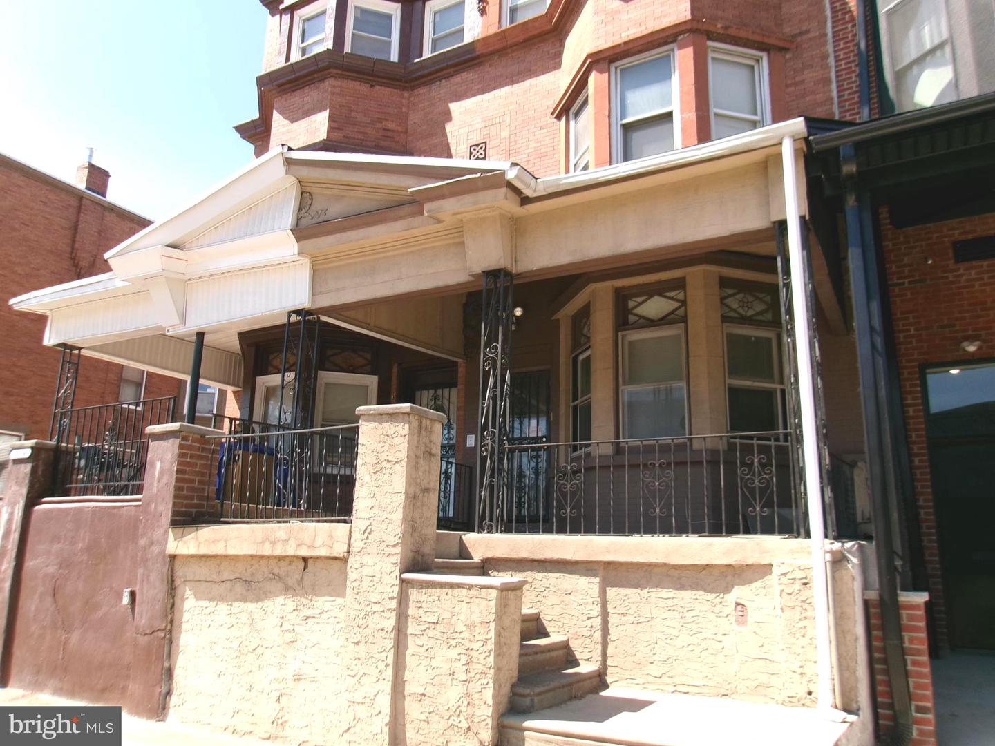 3016 N Broad St Property Photo 2