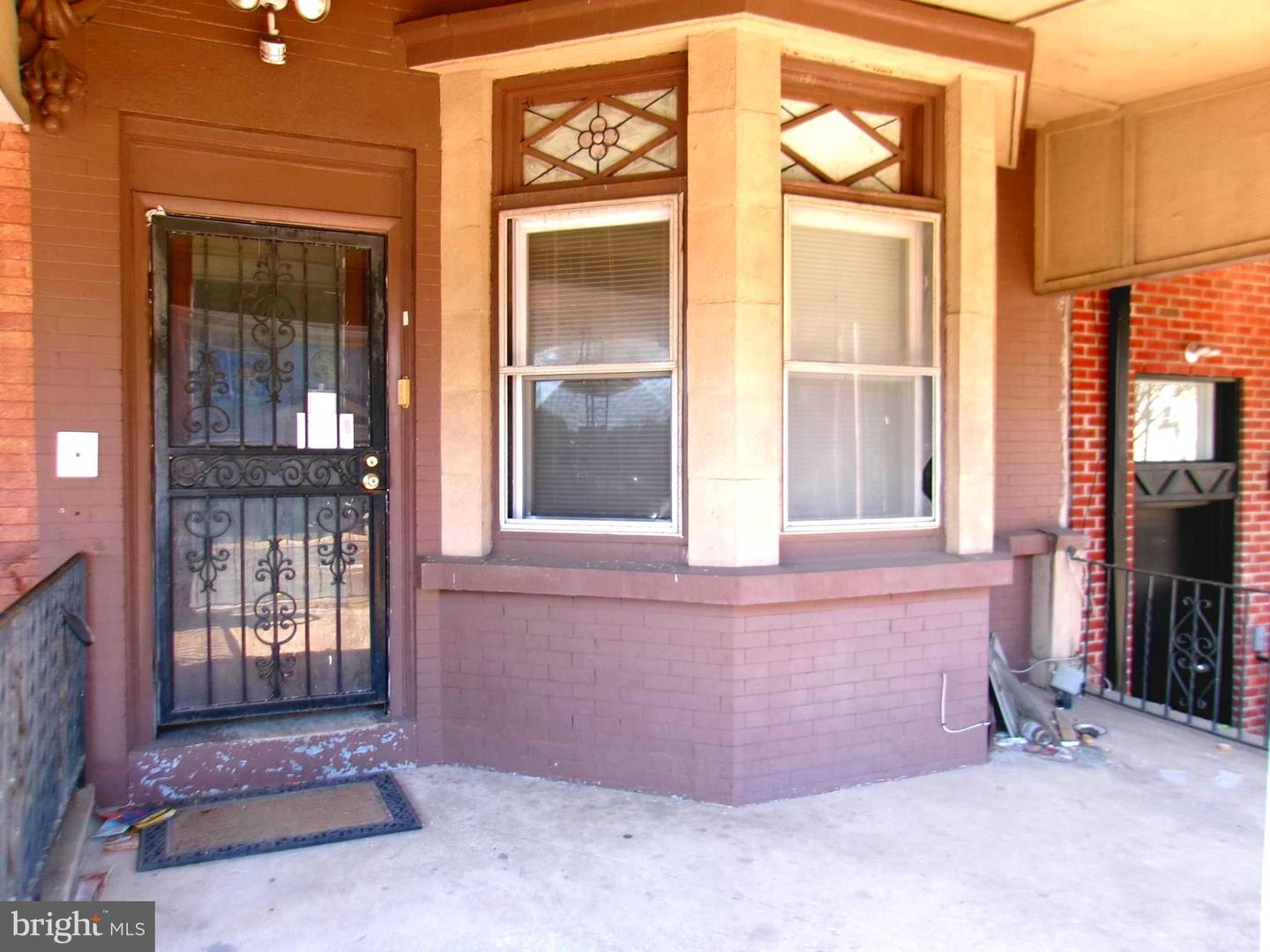 3016 N Broad St Property Photo 3