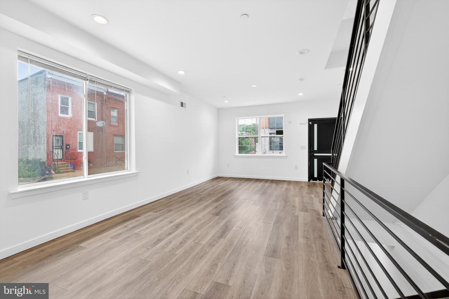 1870 N Marston St Property Photo 6
