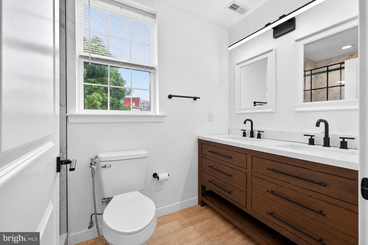 1870 N Marston St Property Photo 7