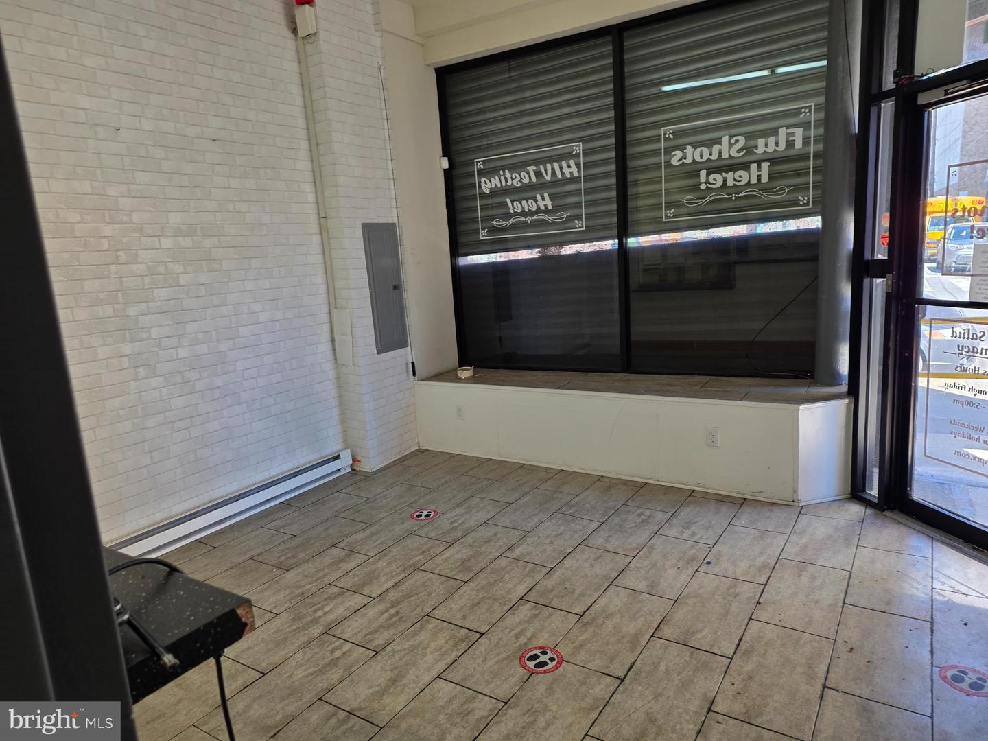 3119 Frankford Ave Property Photo 3